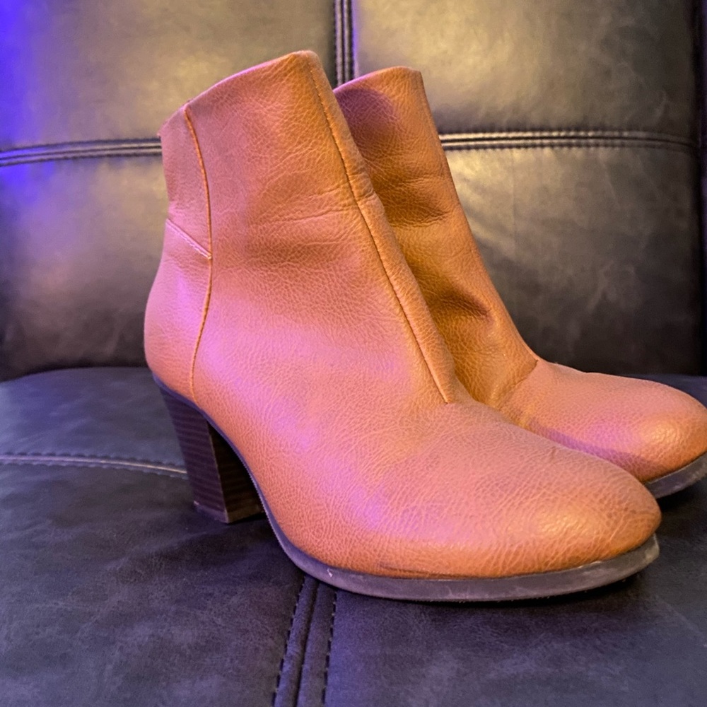 Leather booties